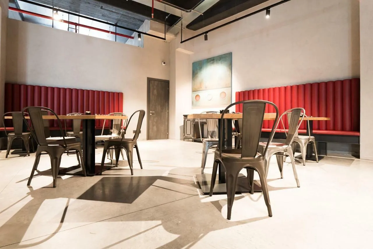 J24 Hotel Milano Itália