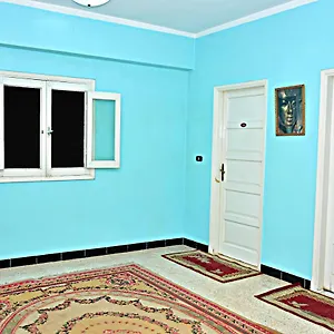 احجز هنا